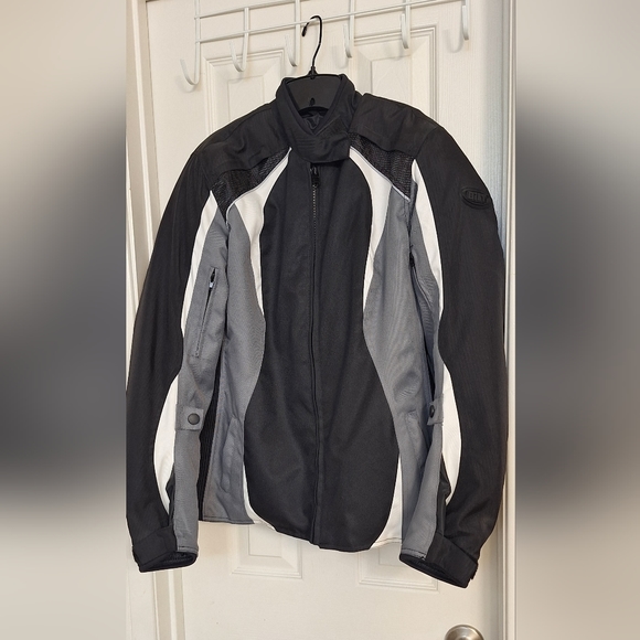 NWOT - Bilt Women’s Motorcycle  Jacket Size Lg. - Picture 14 of 15